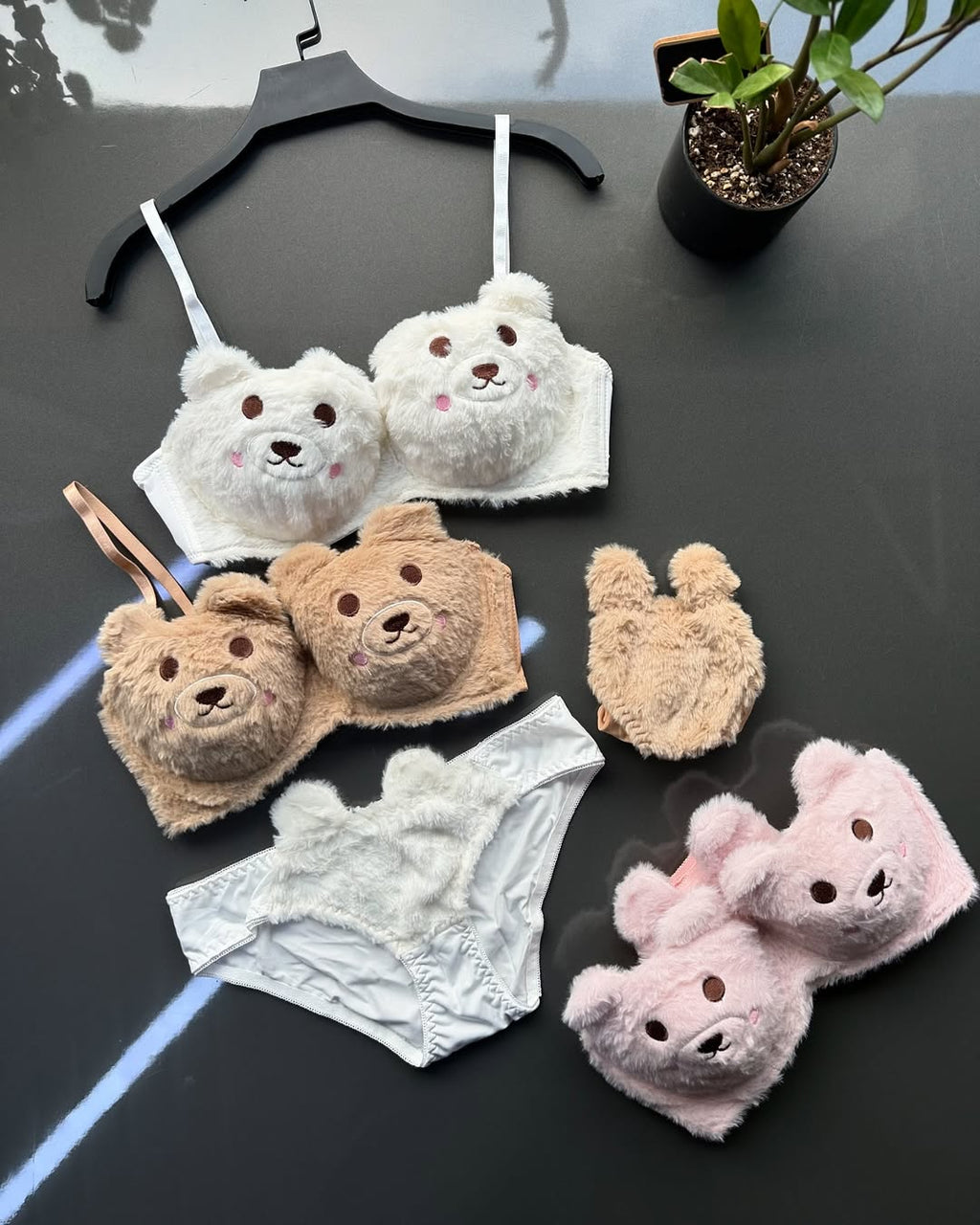 New High Quality Sexy Cute Kitty Anime Soft Plush Design Bra & Panty Set